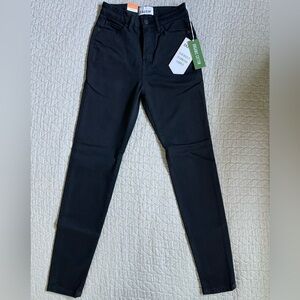 Women's DU/ER Black Skinny Jeans. NWT